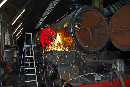 Photograph of loco repairs in Aviemore shed